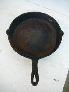 lot 194 image: Cast Iron Skillet #10