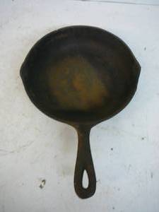 lot 200 image: Cast Iron Skillet #5