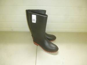 lot 56 image: Kemik Ranger Boots Size 9