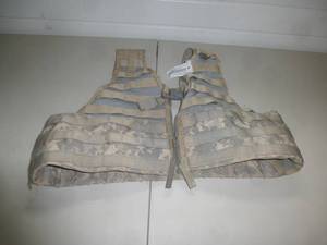 lot 65 image: Military Load Bearing Vest Set