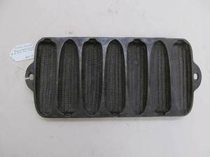 vintage Krispy korn Kob Wagner ware junior pan