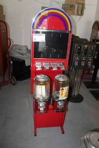 lot 6 image: Beaver Bulk Candy and Sticker Dispenser 6-Head Stand $.25$.50