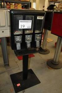 lot 19 image: Bulk Candy Dispenser 3-Head Stand $.25