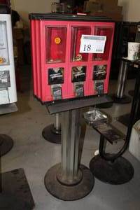 lot 18 image: Northwestern Bulk Candy Dispenser 3-Head Stand $.25