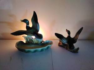 lot 12 image: Two Vintage Ceramic Duck Lamps