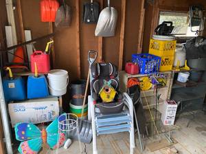 lot 209 image: Lot of Misc. Garage and Outdoor Items