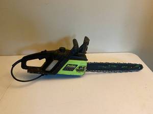 lot 211 image: Poulan ES 350 Electric Chainsaw