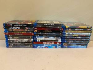 lot 221 image: Lot of 35 Blu-Ray DVDs