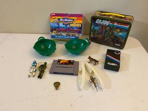lot 223 image: Vintage Toy Lot