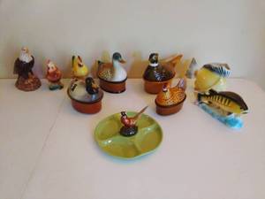 lot 68 image: Collection of Ceramic Knick-Knacks
