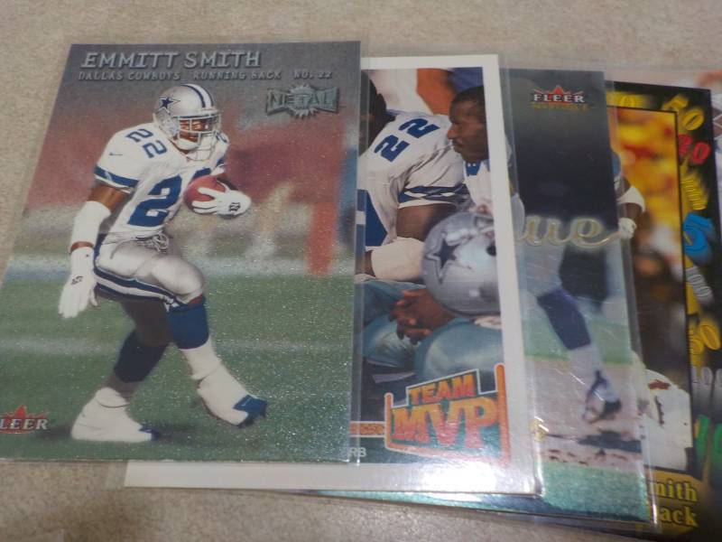 lot 77 image: Emmitt Smith Cards... End of K