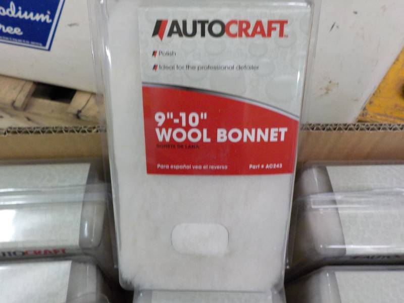 lot 357 image: Case of 12 - Auto Craft 9-10 Wool...