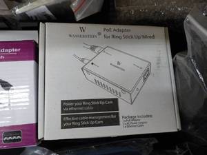 lot 40 image: Lot of Technology and Accessories End of K