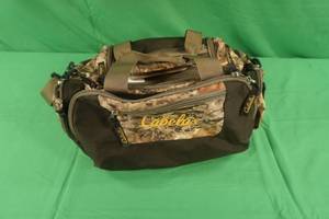 lot 2-5 image: Cabelas Camo Bag