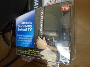 lot 10 image: TV Digital Antenna