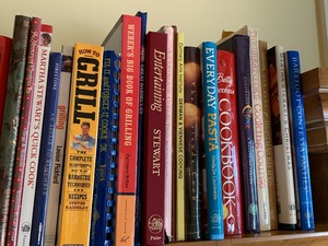 lot 130 image: Large Variety of  Cook Books