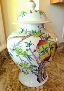 lot 15 image: Decorative Ceramic Urn