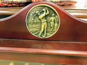 lot 74 image: Cherry Wooden Golf Ball Wall Display Case