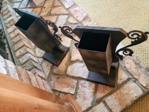 lot 139 image: Mirrored Decorative Metal Vases