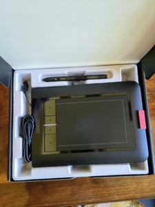 lot 140 image: Wacom Bamboo Tablet And Pen