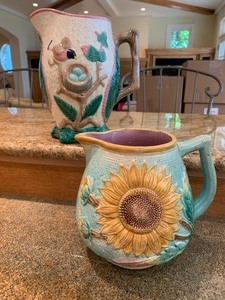 lot 102 image: Two Vintage Majolica Pitchers