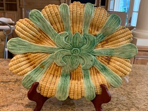 lot 101 image: Majolica Platter and Covered Dish