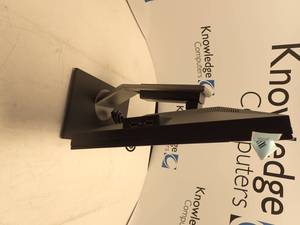 lot 10 image: Dell P2210t 22 LCD