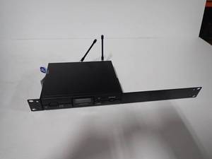 lot 25 image: audio technica