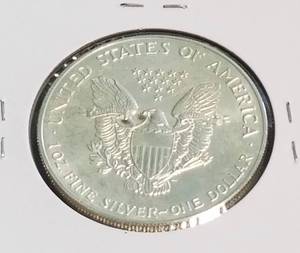 1993 AMERICAN SILVER EAGLE 1 TROY OZ. .999 FINE SILVER DOLLAR