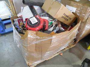 lot 3 image: WHOLESALE PALLET LOT OF GENERAL MERCHANDISE, SMALLS- TOOLS,HARDWARE ITEMS