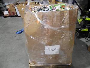 lot 8 image: WHOLESALE PALLET LOT OF GENERAL MERCHANDISE, SMALLS- TOOLS,HARDWARE ITEMS