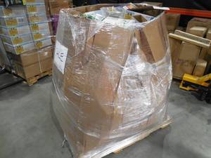 lot 15 image: WHOLESALE PALLET LOT OF GENERAL MERCHANDISE, SMALLS- TOOLS,HARDWARE ITEMS