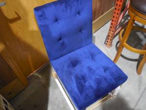 lot 54 image: Privy Gold Navy Gold Stainless Steel Performance Velvet Dining Chair