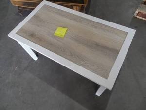 lot 142 image: HAMPTON BAY 20 X 36 TABLE