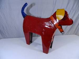 lot 30 image: New Large Recycled Metal Garden Art Dog