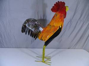 lot 32 image: New Large Recycled Metal Garden Art Rooster