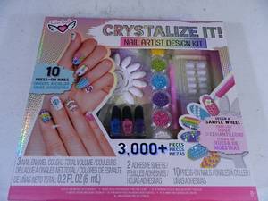 lot 91 image: New 3000 Piece Nail Design Kit