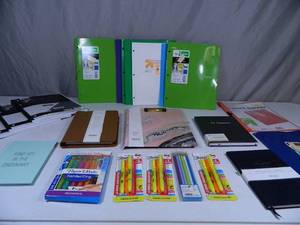 lot 142 image: New School  Office Supplies