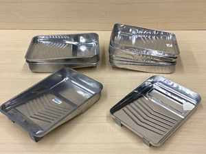 lot 70 image: Lot Of Tin Paint Roller Trays