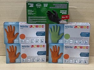 lot 101 image: (5) Boxes Of New Size Large Nitrile Gloves