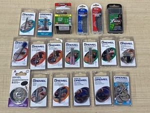 lot 117 image: Box Of Assorted New RotoZiP Tool Bits