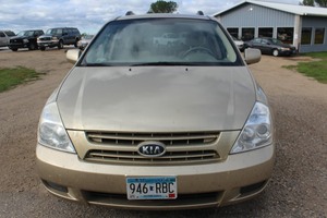 2008 Kia Sedona LX - 2 Owners -