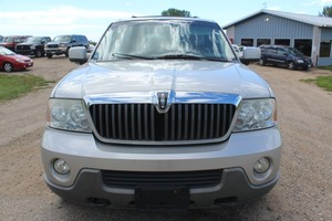 2004 Lincoln Navigator