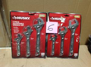 lot 6 image: Husky Double-Speed Adjustable Wrench Set (3-Piece) &nbspin good condition