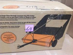 lot 64 image: Agri-Fab Getrokken veger 112cm - 450492 &nbspin good condition