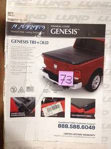 lot 73 image: Lund Genesis Elite Tri-Fold Tonneaui &nbspin good condition