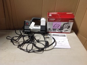 lot 69 image: Husky 12-Volt Inflator &nbspin good condition