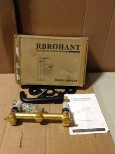 lot 9 image: BASIN FAUCET &nbspin good condition