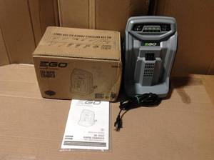 lot 25 image: Reconditioned 56-Volt 550-Watt Rapid Charger &nbspin good condition