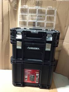 lot 39 image: 22 in. Connect Rolling System Plastic Tool Box &nbspin good condition
